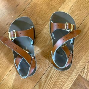 SaltWater Sandals size 8 little kids